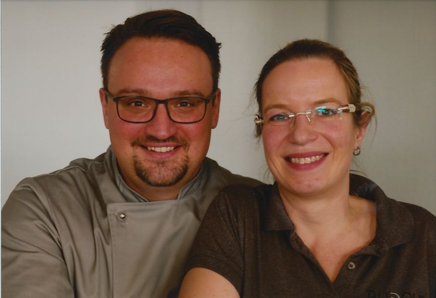 Der Koch an ihrer Seite